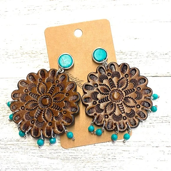 NWT Cassie Wildflower Hand-Tooled Leather Earrings - Picture 1 of 5